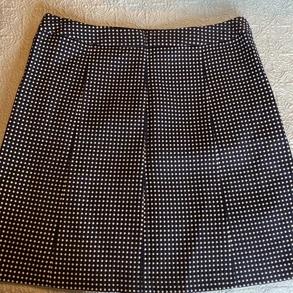 Front pleat polka dot skirt - Picture 4 of 6